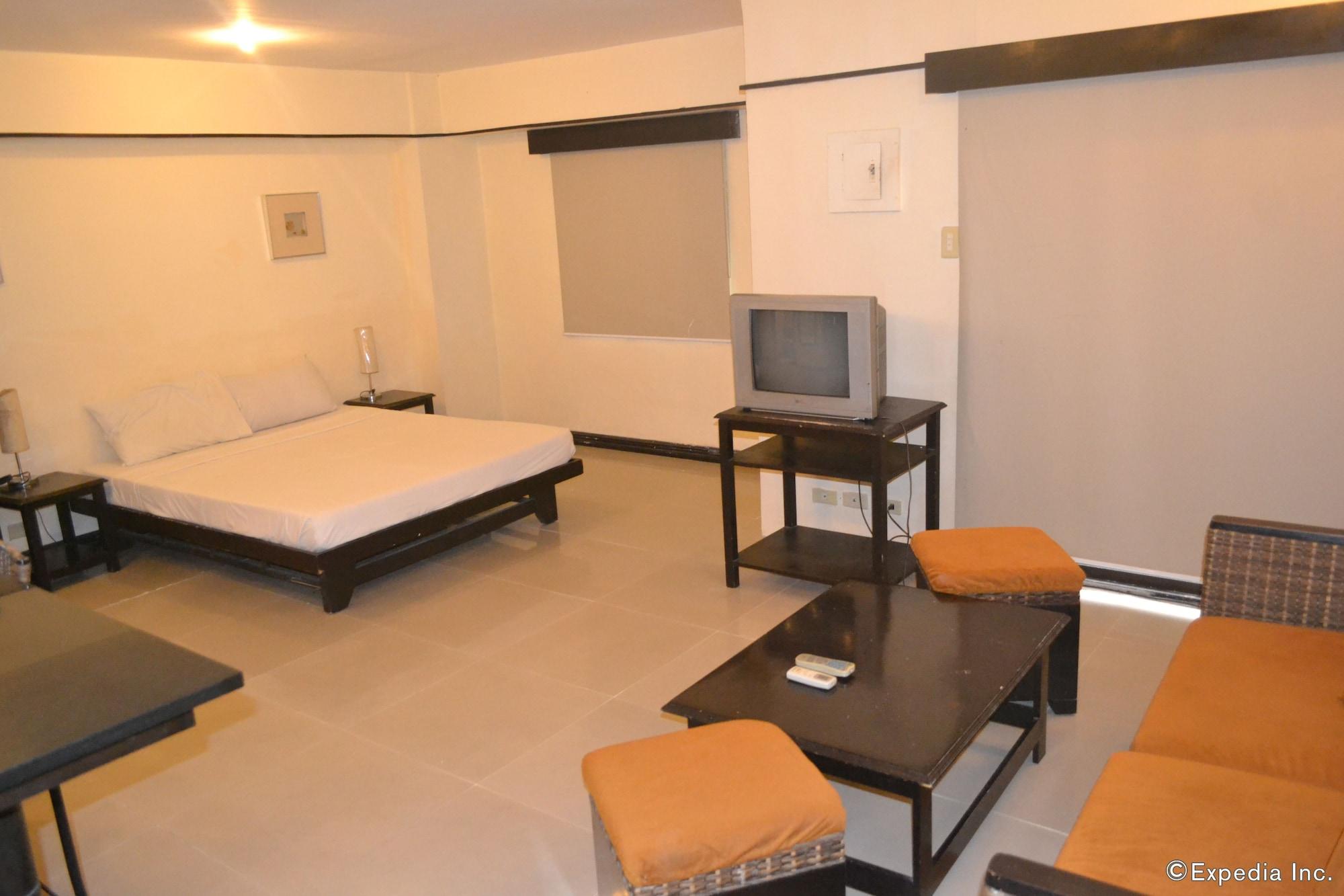 Lancaster Hotel Cebu Мактан Екстер'єр фото