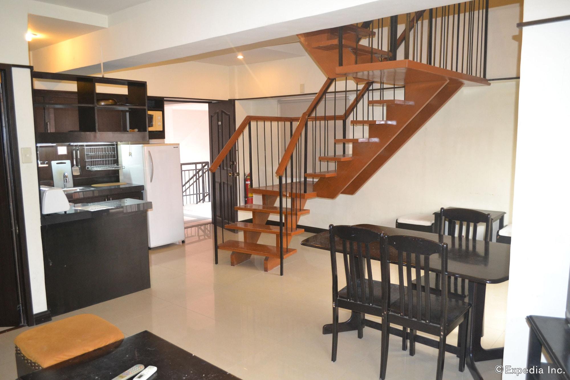 Lancaster Hotel Cebu Мактан Екстер'єр фото