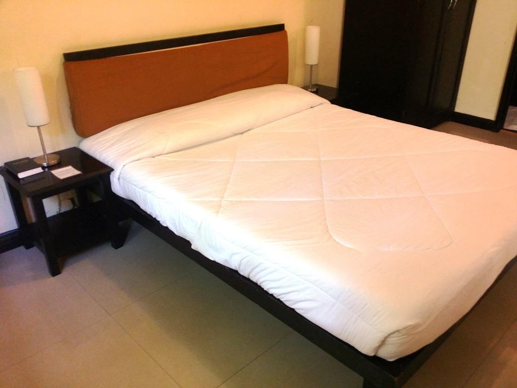 Lancaster Hotel Cebu Мактан Екстер'єр фото