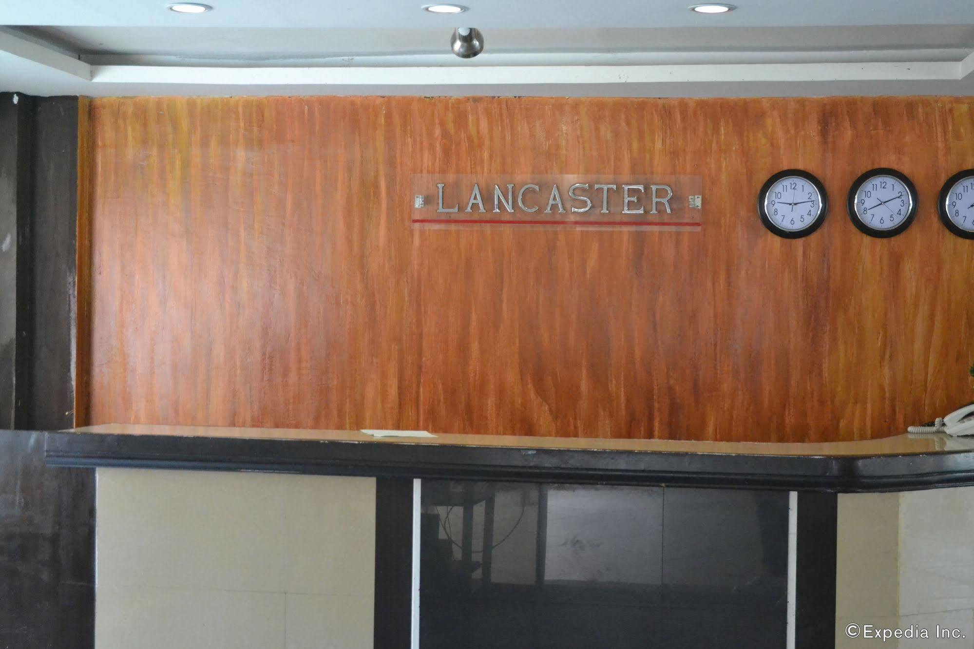 Lancaster Hotel Cebu Мактан Екстер'єр фото